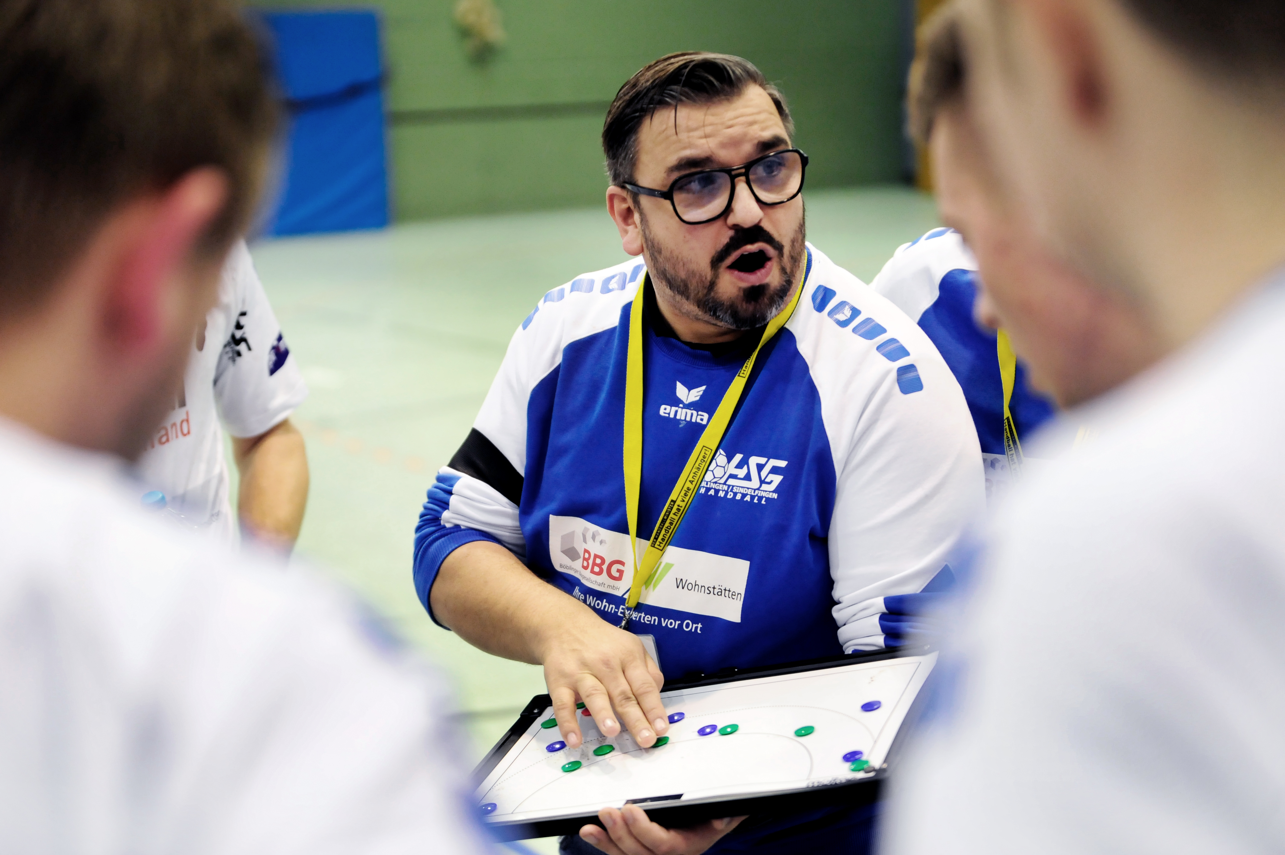 HSG-Trainer Marco Cece warnt seine Spieler vor dem Schlusslicht. Bild: photostampe