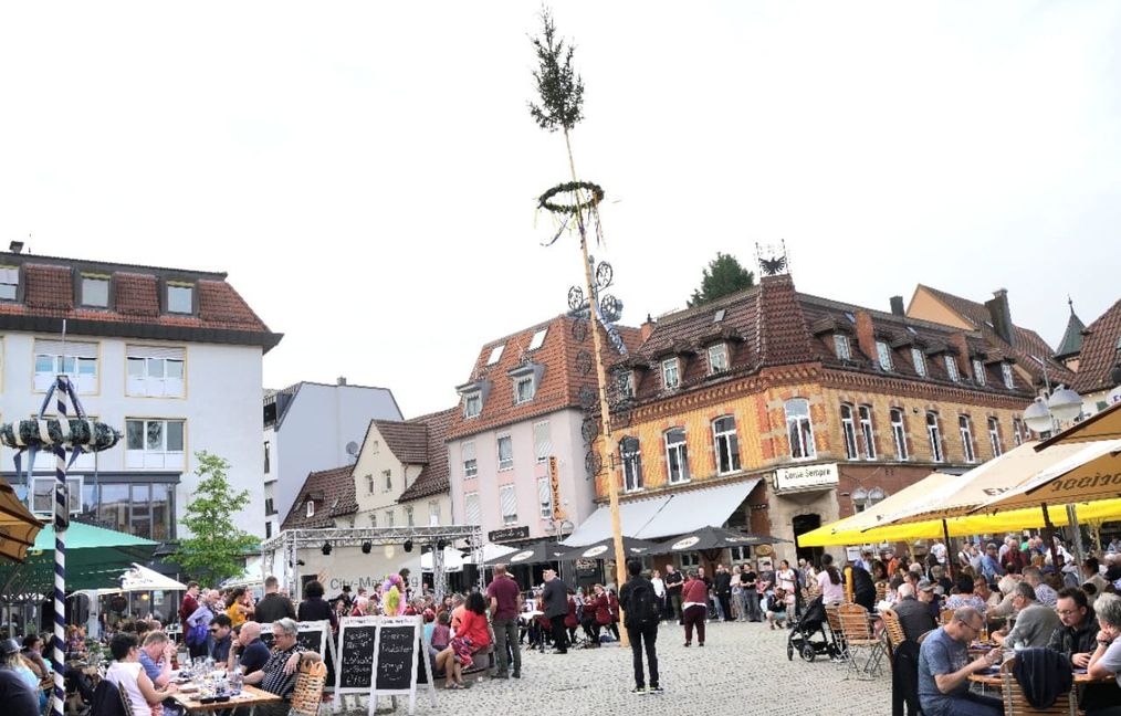 Die Sindelfinger Maihocketse findet auf dem Wettbachplatz statt.