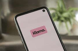 Nein, Klarna wird in Deutschland nicht verboten.