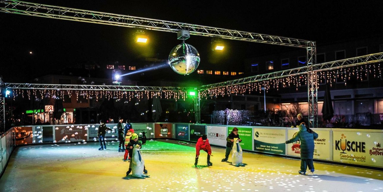 Manchmal erlebten die Besucher auf dem Grünen Platz auch ihr grünes Eiswunder.