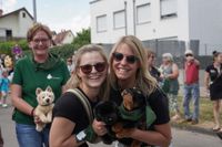 Ein bunter Festumzug zog durch die Straßen Schönaichs.