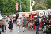 Volle Gassen beim Döffinger Vatertagsmarkt