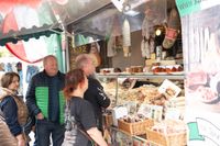 Volle Gassen beim Döffinger Vatertagsmarkt