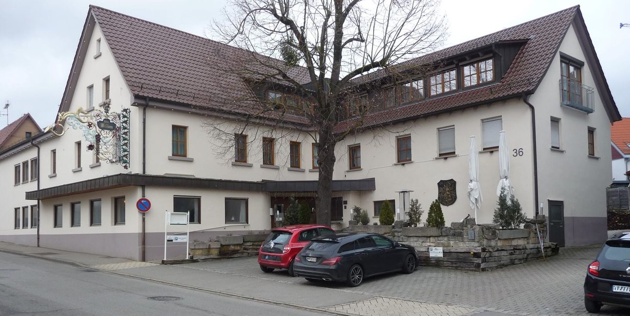 Das Waldhorn in Holzgerlingen. Als Maximilian Hiller 2022 in den Familienbetrieb einstieg, wurden die 15 Hotelzimmer renoviert.