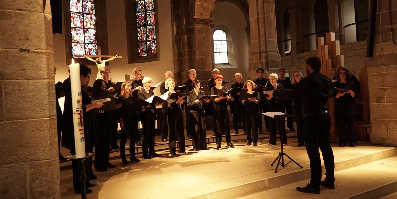Der Sindelfinger kammerchor singt.