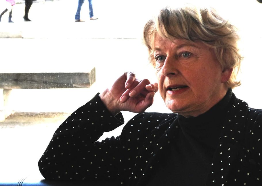 Alexandra Vogelgsang ist die Krimiautorin Nessa Altura.