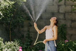 Der aktuelle Wettertrend zeigt: Ab Anfang Juli 2025 sinken die Temperaturen spürbar. Wo und wann die Hitze endet.