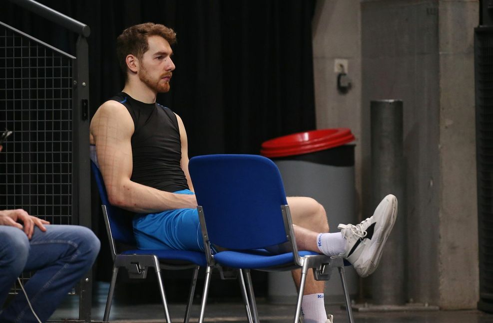 Muss lange pausieren: TVB-Rückraumspieler Rudolf Faluvegi. Foto: Baumann