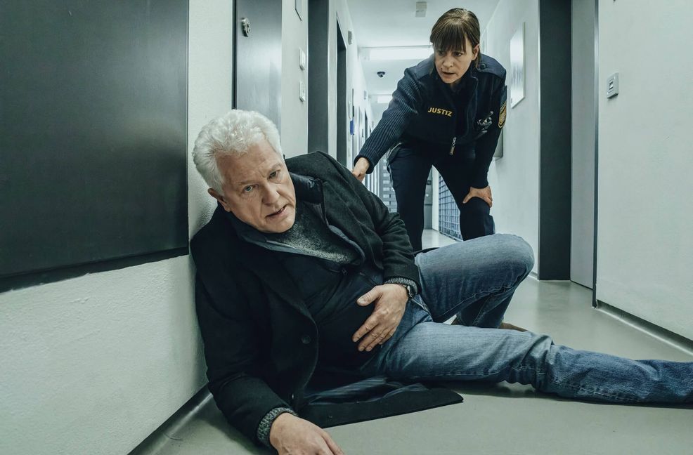 Die Ermittlungen in der Justizvollzugsanstalt laufen für „Tatort“-Kommissar Batic nicht ganz so, wie erhofft. Bild: z