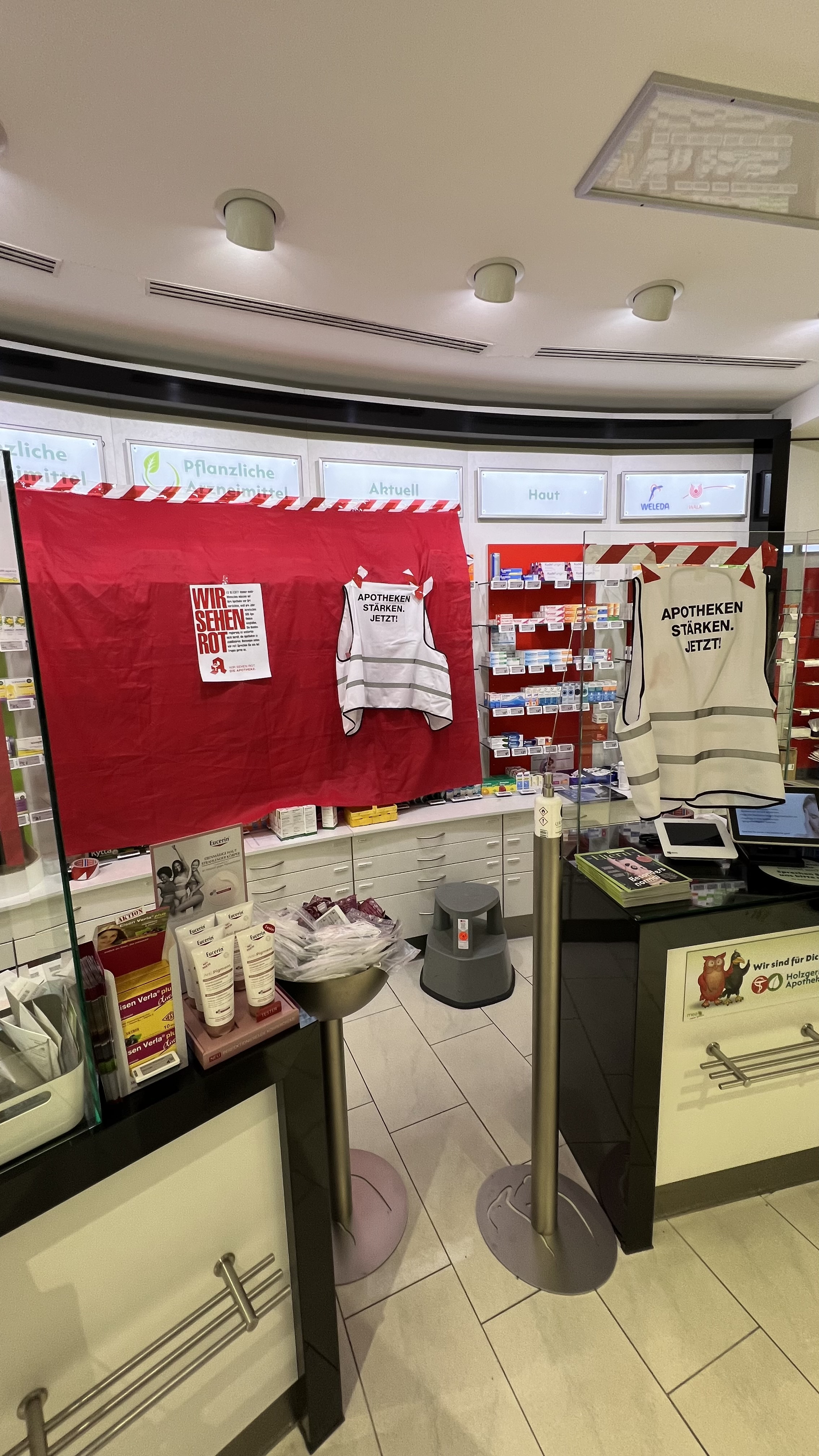 Ab Montag zeigen Apotheken, dass es so wie bisher nicht weitergehen kann.