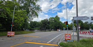 Eine mobile Ampel soll für Sicherheit sorgen.