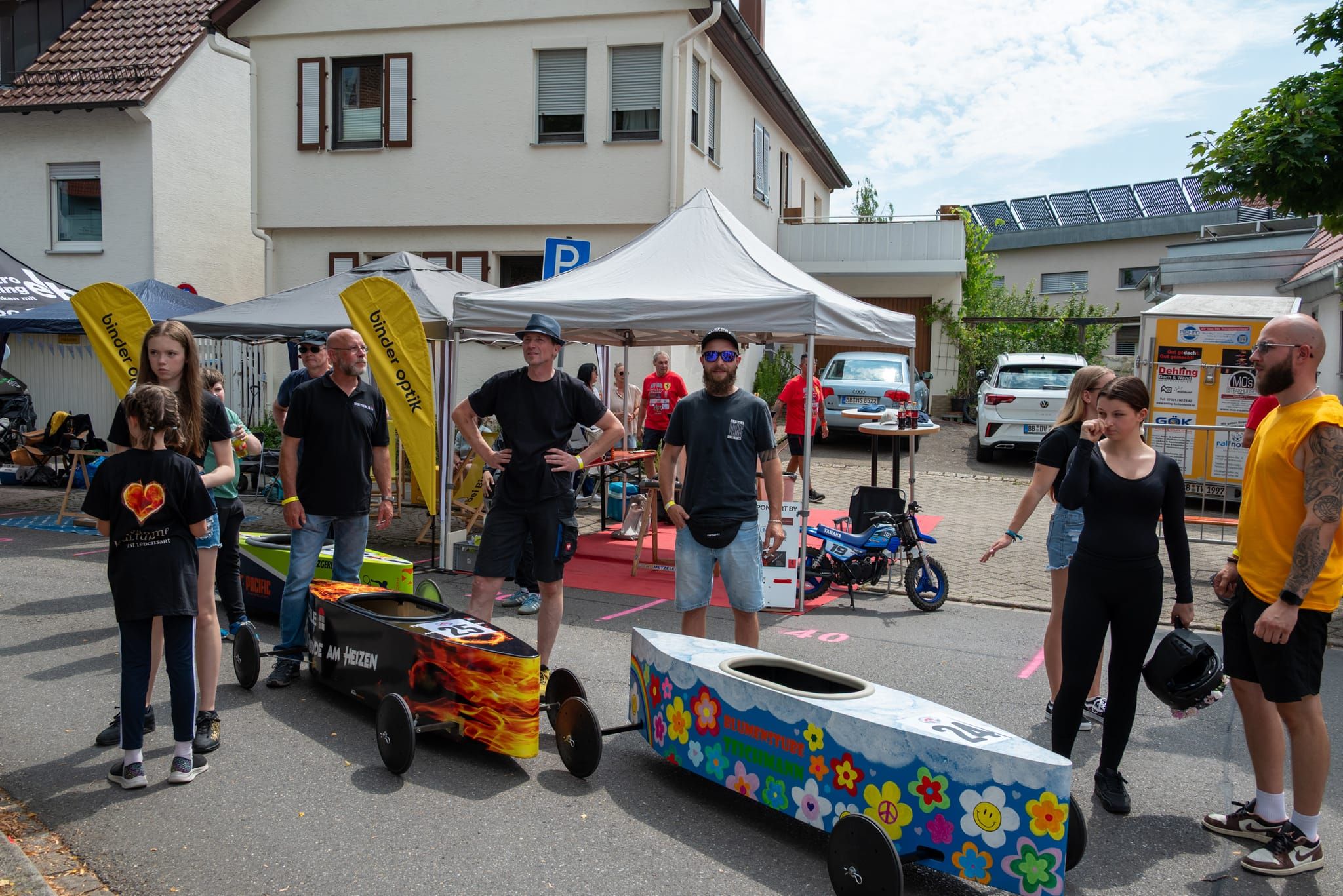 Buntes Treiben auf dem Holzgerlinger Stadtfest.