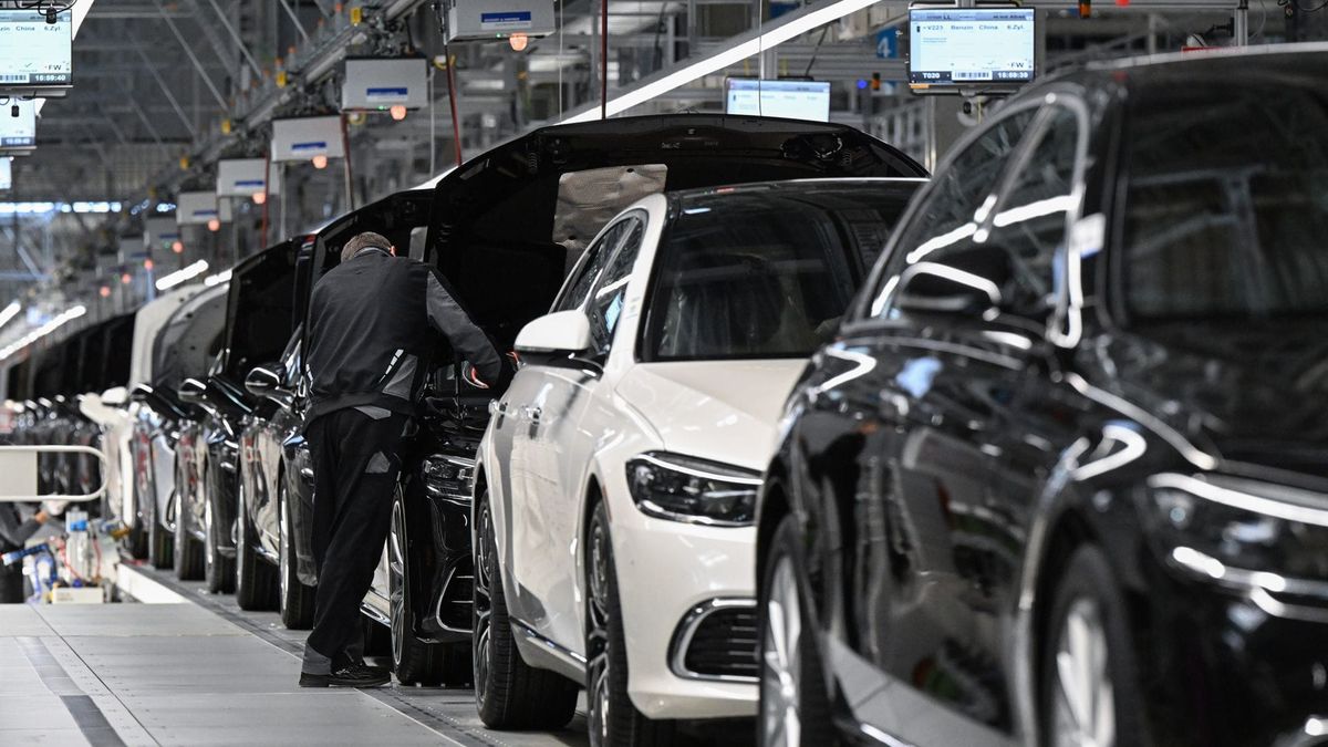 Another setback for Mercedes: Profits collapse
