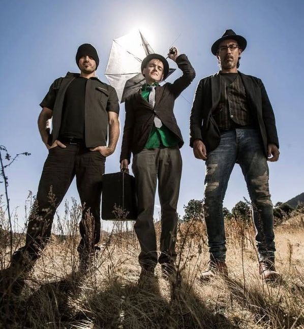 Am Freitagabend ist die Band „A Love Electric“ im Blauen Haus.