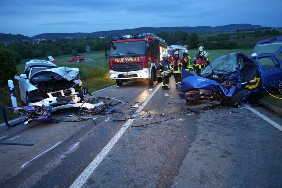 Am Dienstagabend kam es bei Haslach zu einem schweren Unfall.