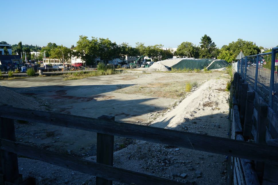 Lidl kündigt einen zeitnahen Baubeginn in der Sindelfinger Mahdentalstraße an. Bild: Heiden