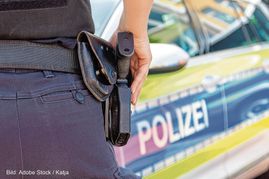 Der 37-Jährige beleidigte auch noch die Polizisten. Bild: Adobe Stock