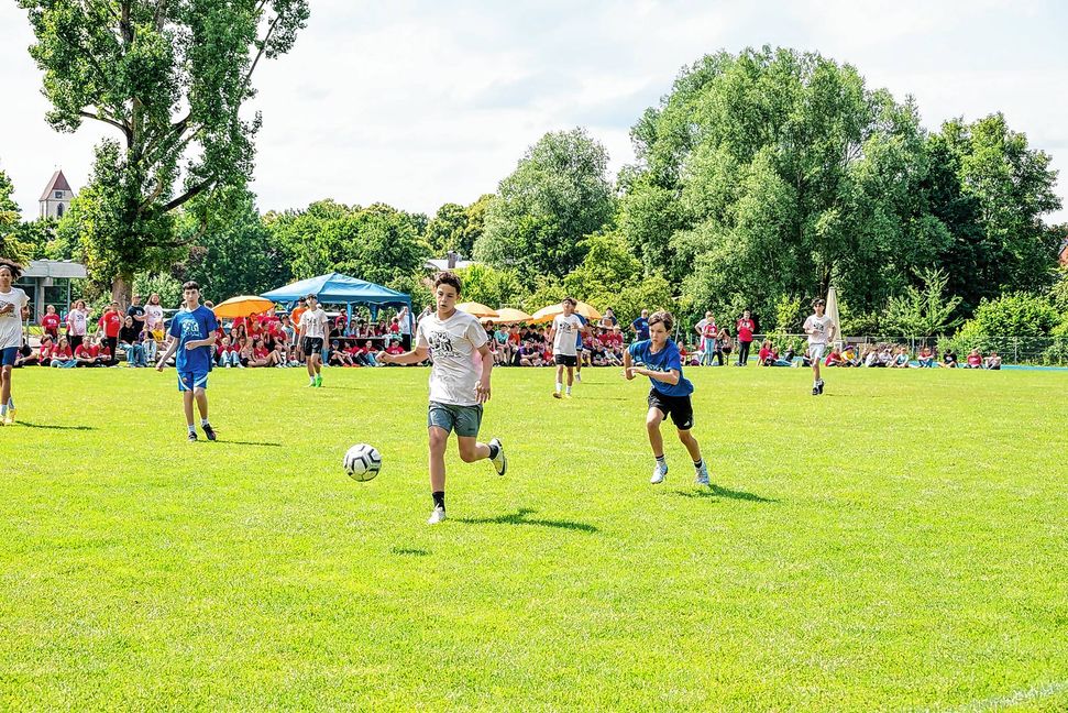 Zum Abschluss der Ehninger EM ging es auf den Platz. Bilder: Nüßle