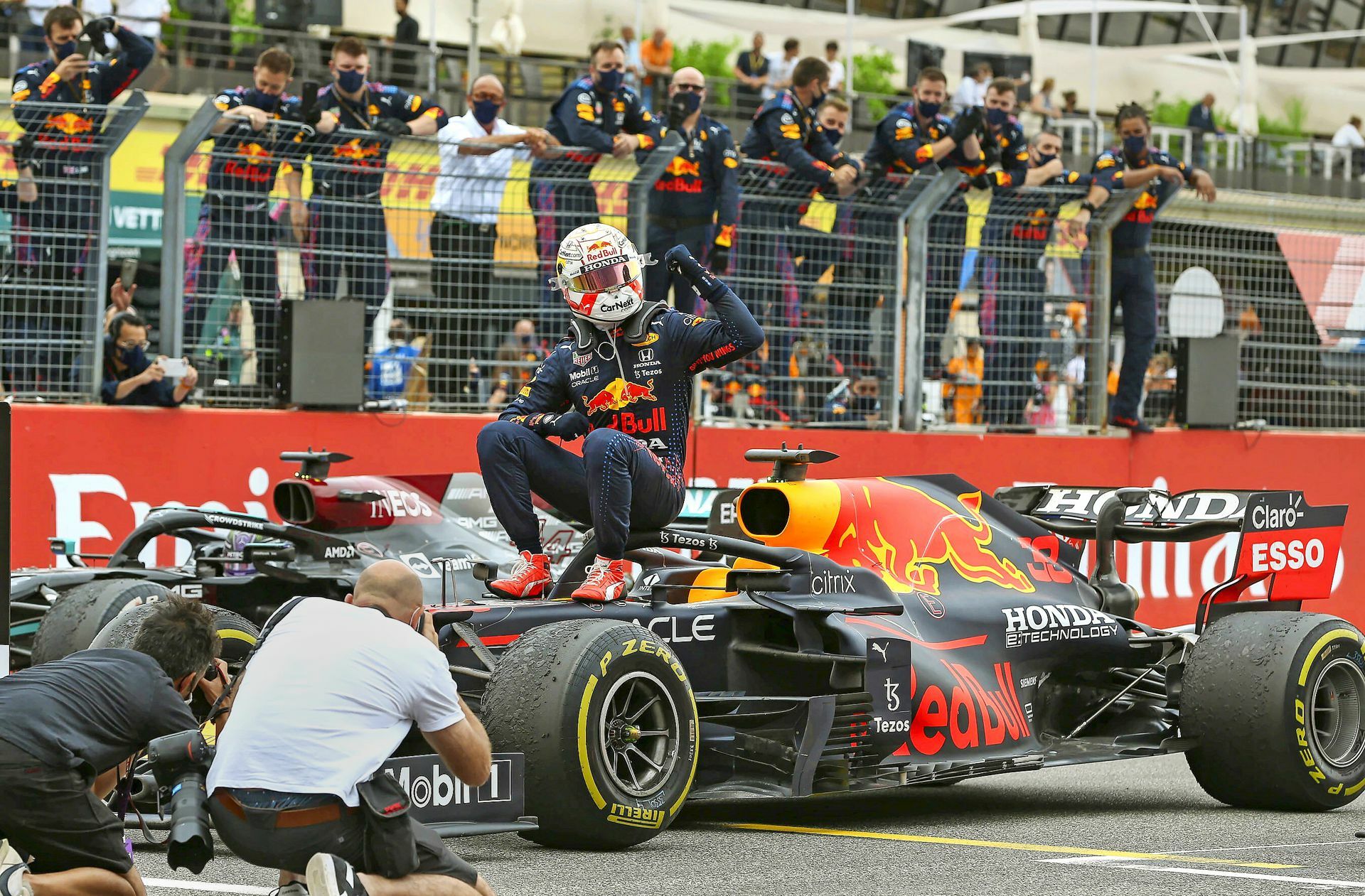 Obenauf in Le Castellet: Max Verstappen und Red Bull
 Foto: imago//Phil Duncan