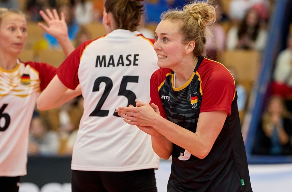 Annie Cesar im Nationaltrikot