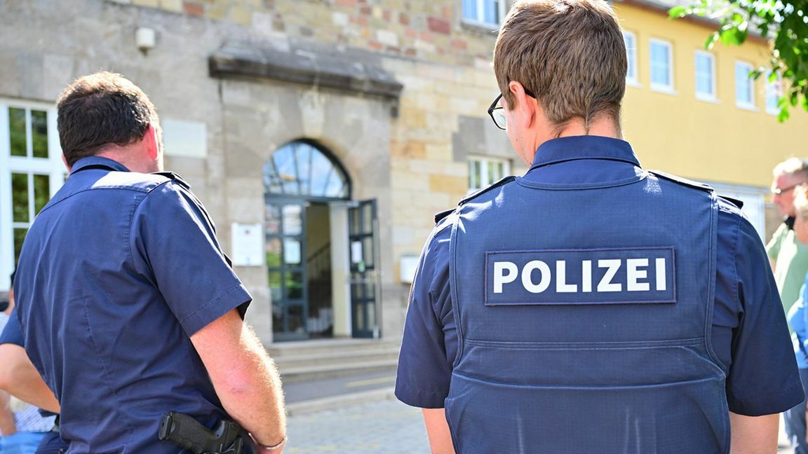 Die Polizei zeigt vor Schulen mehr Präsenz.