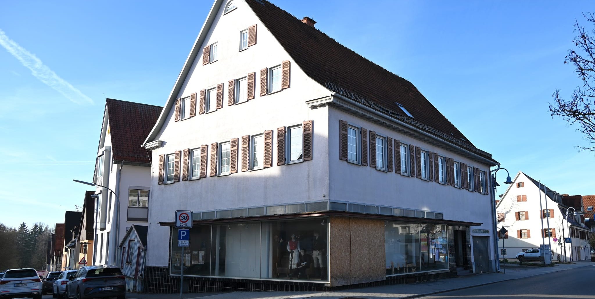 Das Gebäude Königstraße 27.