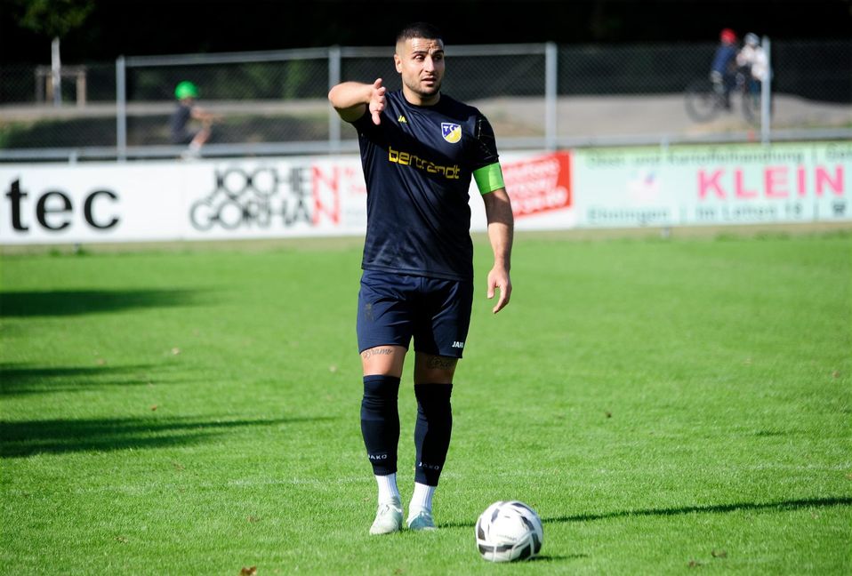 Ehningens Kapitän Marcel Berberoglu verwandelte seinen Elfmeter zum 1:0 beim 5:0-Auswärtssieg sicher.