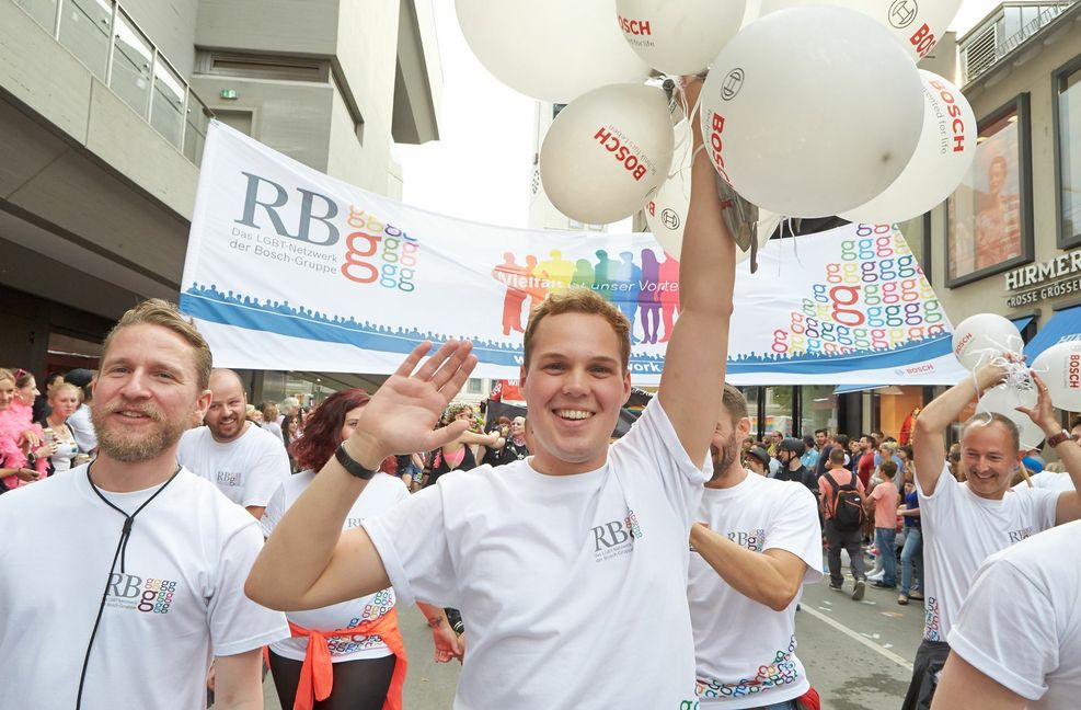 Auch Bosch war beim CSD in Stuttgart vertreten.