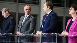 Markus Söder, Friedrich Merz, Lars Klingbeil und Saskia Esken bei einer Pressekonferenz zu den Sondierungsgesprächen zwischen der Union und der SPD am Dienstag.