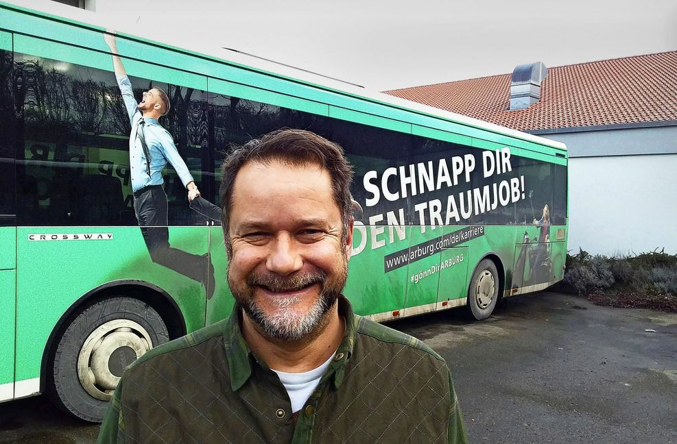 Busunternehmer Stefan Gressing fürchtet um Einnahmen.