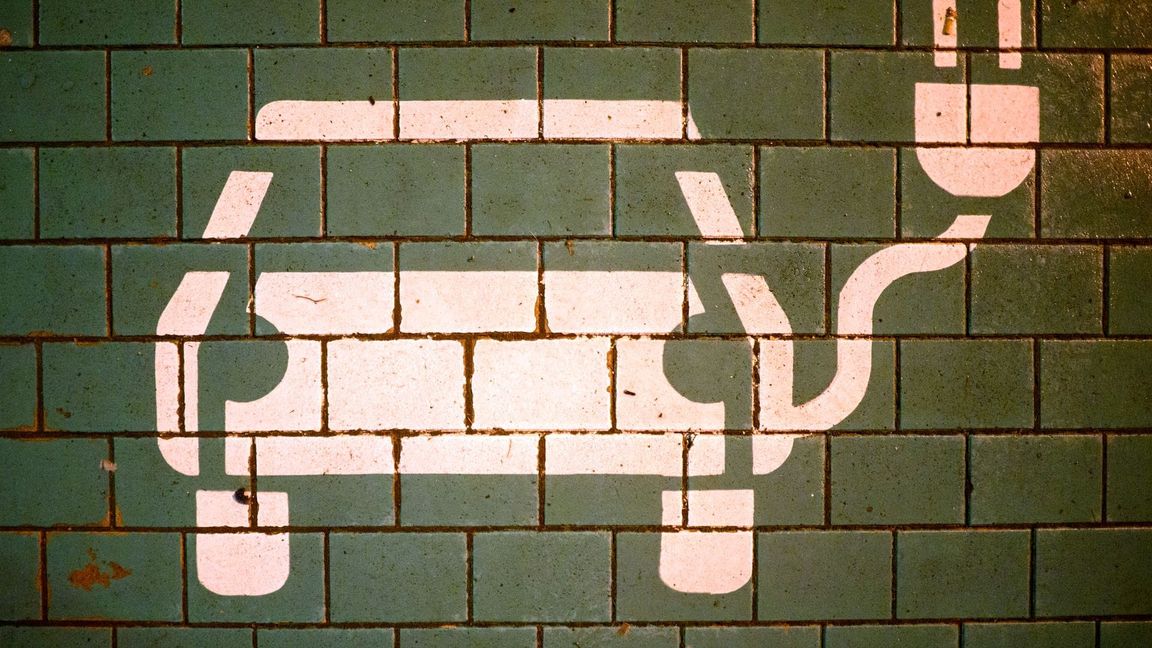 Elektroautos der heimischen Autokonzerne sind in Deutschland derzeit gefragt. (Archivbild)