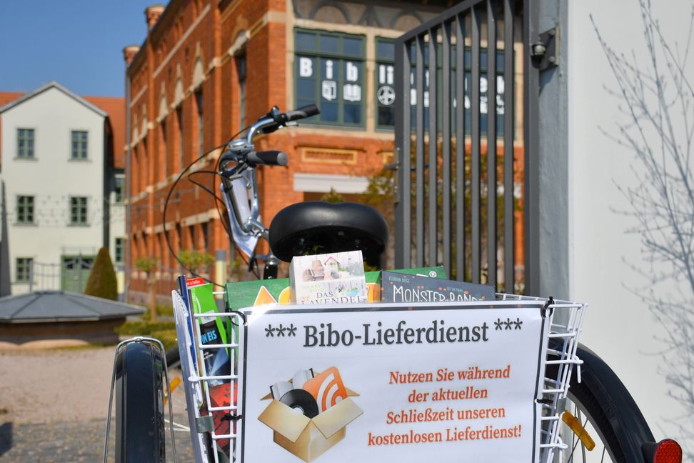 In Sömmerda kommen die Bücher mit dem Farhrad