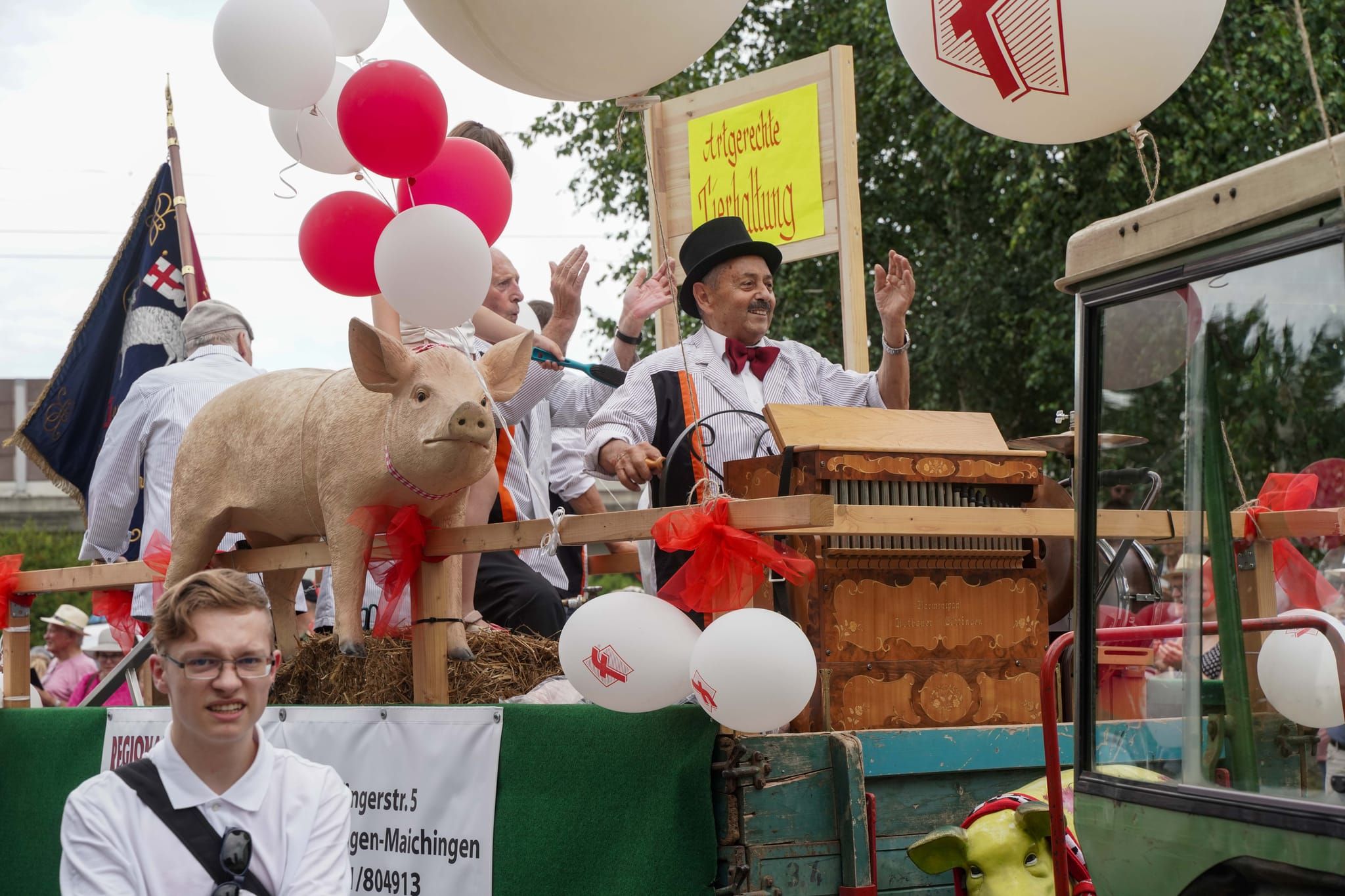 Der historische Festumzug war der Höhepunkt des Maichinger Festwochenendes.