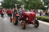 Der historische Festumzug war der Höhepunkt des Maichinger Festwochenendes.