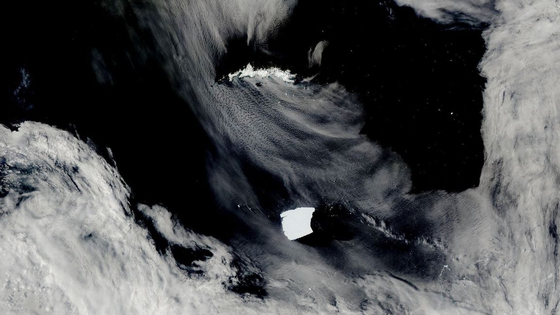 A23a Anfang des Jahres, als er auf die Insel Südgeorgien zusteuerte.