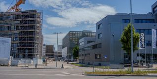 Betroffen ist der Abschnitt der Elly-Beinhorn-Straße ab der Einmündung in die Flugfeld-Allee.