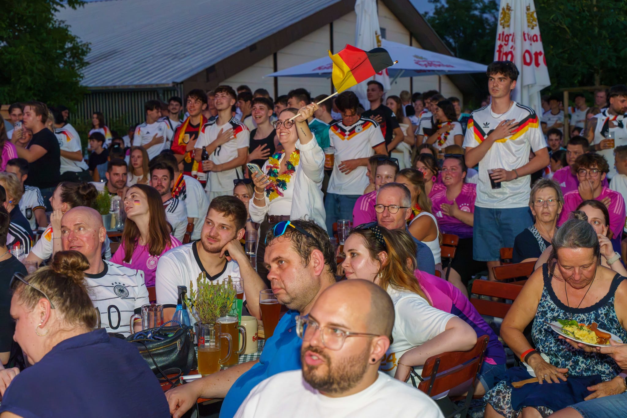 Public-Viewing im Sindelfinger Hopfengarten