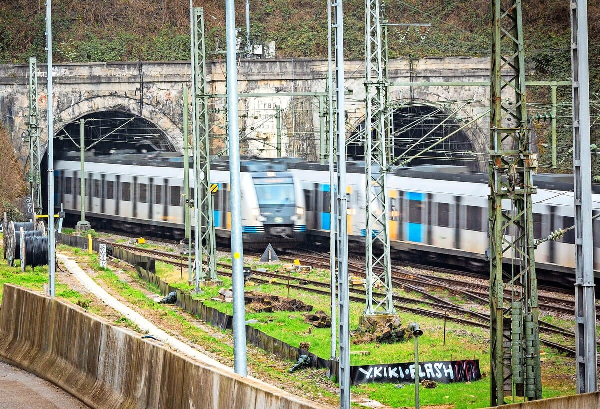 Eine Röhre des Pragtunnels wird wegen Sanierungsarbeiten gesperrt.