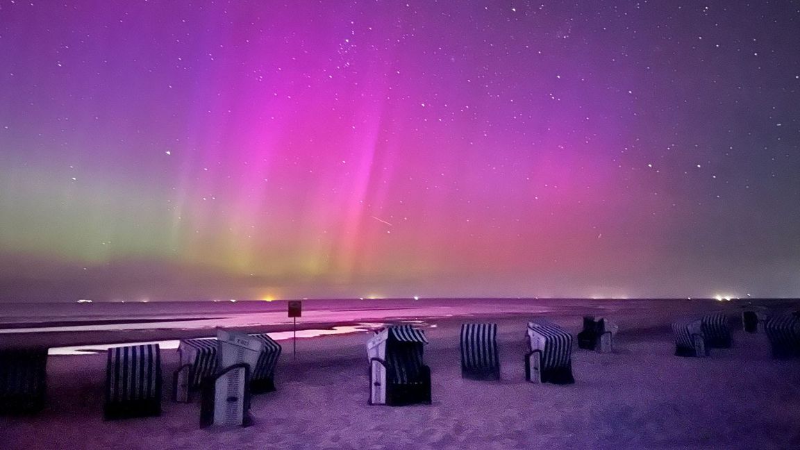 Diese Polarlichter waren im August über der Nordseeinsel Norderney zu sehen. (Archivbild)