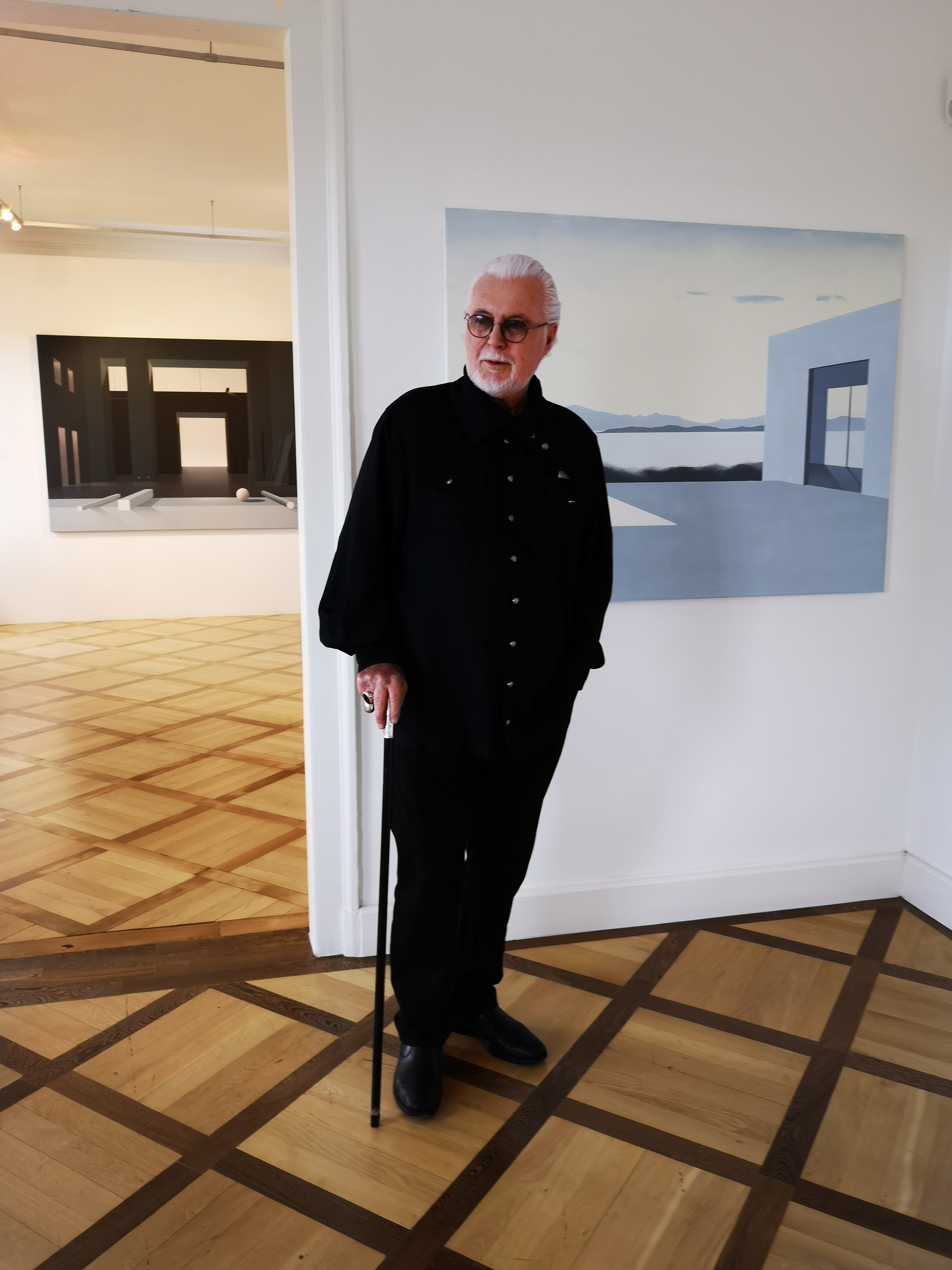 Ben Willikens in der Galerie Schlichtenmaier. Bild. Schilpp