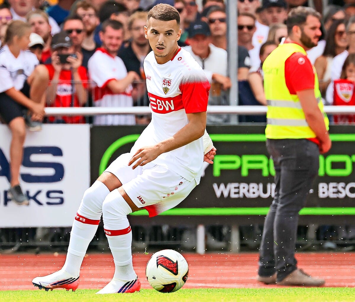 Badredine Bouanani mausert  sich zu einer ernsthaften Alternative auf dem rechten Flügel