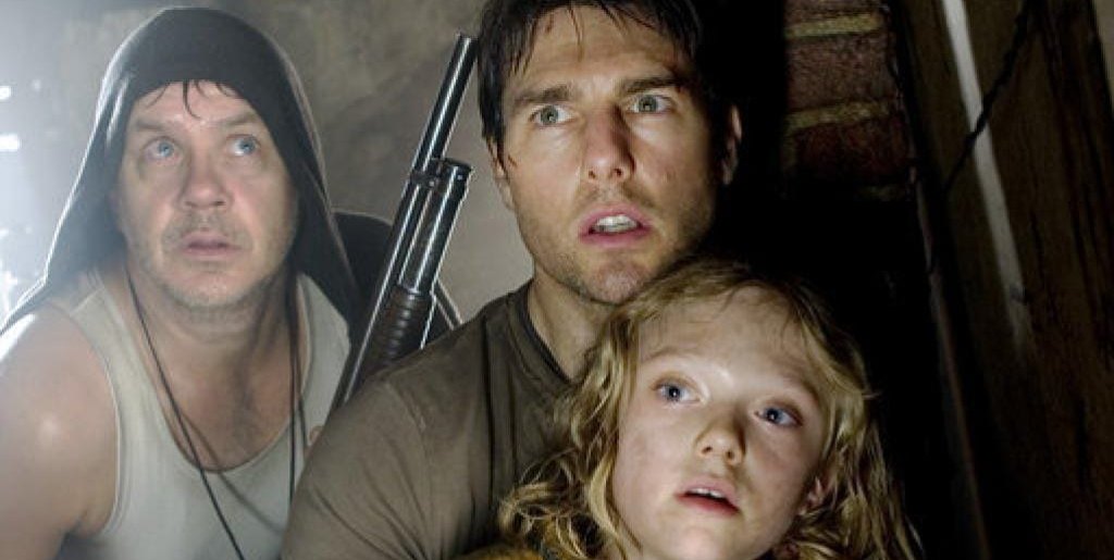 Tim Robbins, Tom Cruise und Dakota Fanning mitten im „Kampf der Welten“.