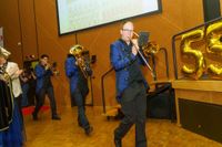 Jubiläumsabend der Gesellschaft Blau-Weiss Sindelfingen: Tanz, Musik und fröhliche Momente mit Gästen und Garden.