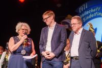 Jubiläumsabend der Gesellschaft Blau-Weiss Sindelfingen: Tanz, Musik und fröhliche Momente mit Gästen und Garden.