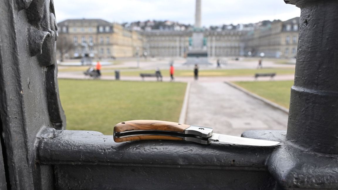 Messer und andere Waffen sind in Stuttgarts City verboten.