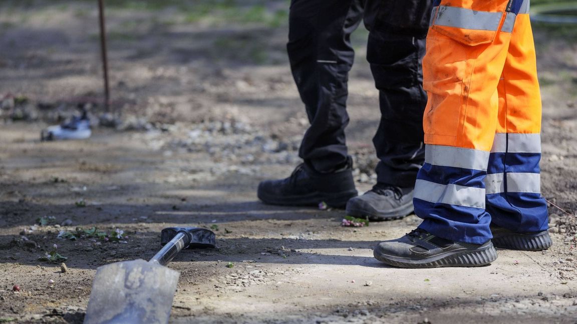 Der Ton gegenüber Arbeiter an Straßenbaustellen wird immer rauer. (Symbolbild)