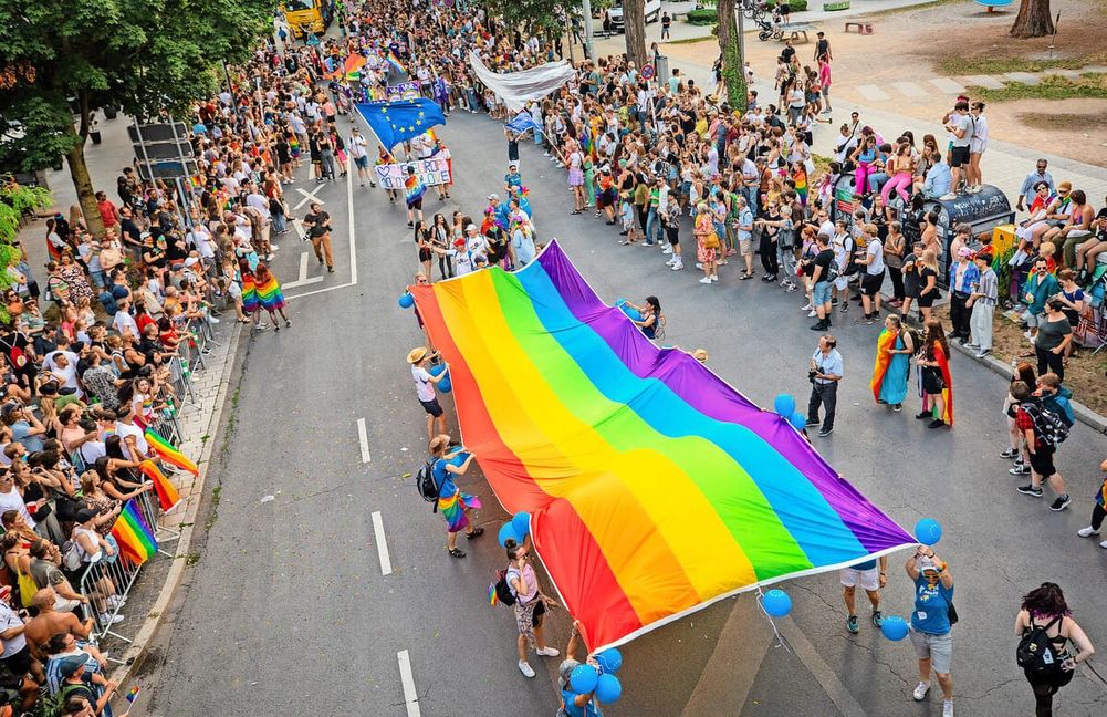 Die Regenbogenfahne zieht am 26. Juli erneut durch die Stuttgarter Innenstadt.