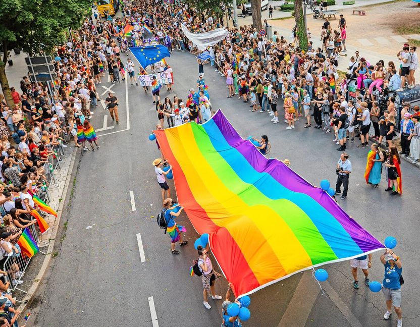 Die Regenbogenfahne zieht am 26. Juli erneut durch die Stuttgarter Innenstadt.