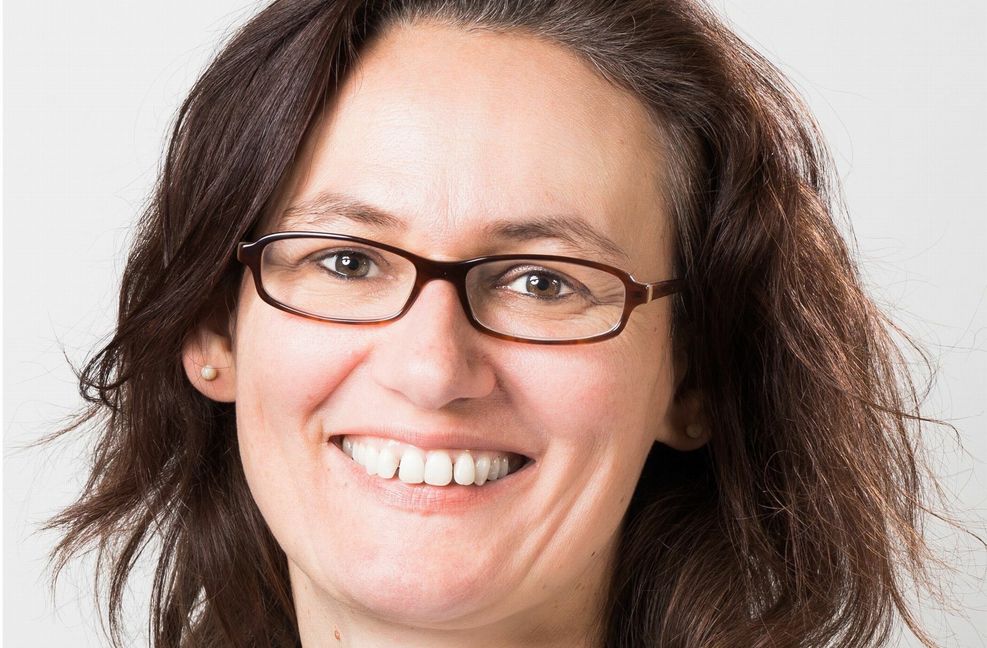 Nicole Weiffen ist Sprecherin des Dudenverlags. Derzeit muss sie häufig erklären, was das generische Maskulinum ist und was der Duden online nun anders macht. Foto: Dudenverlag