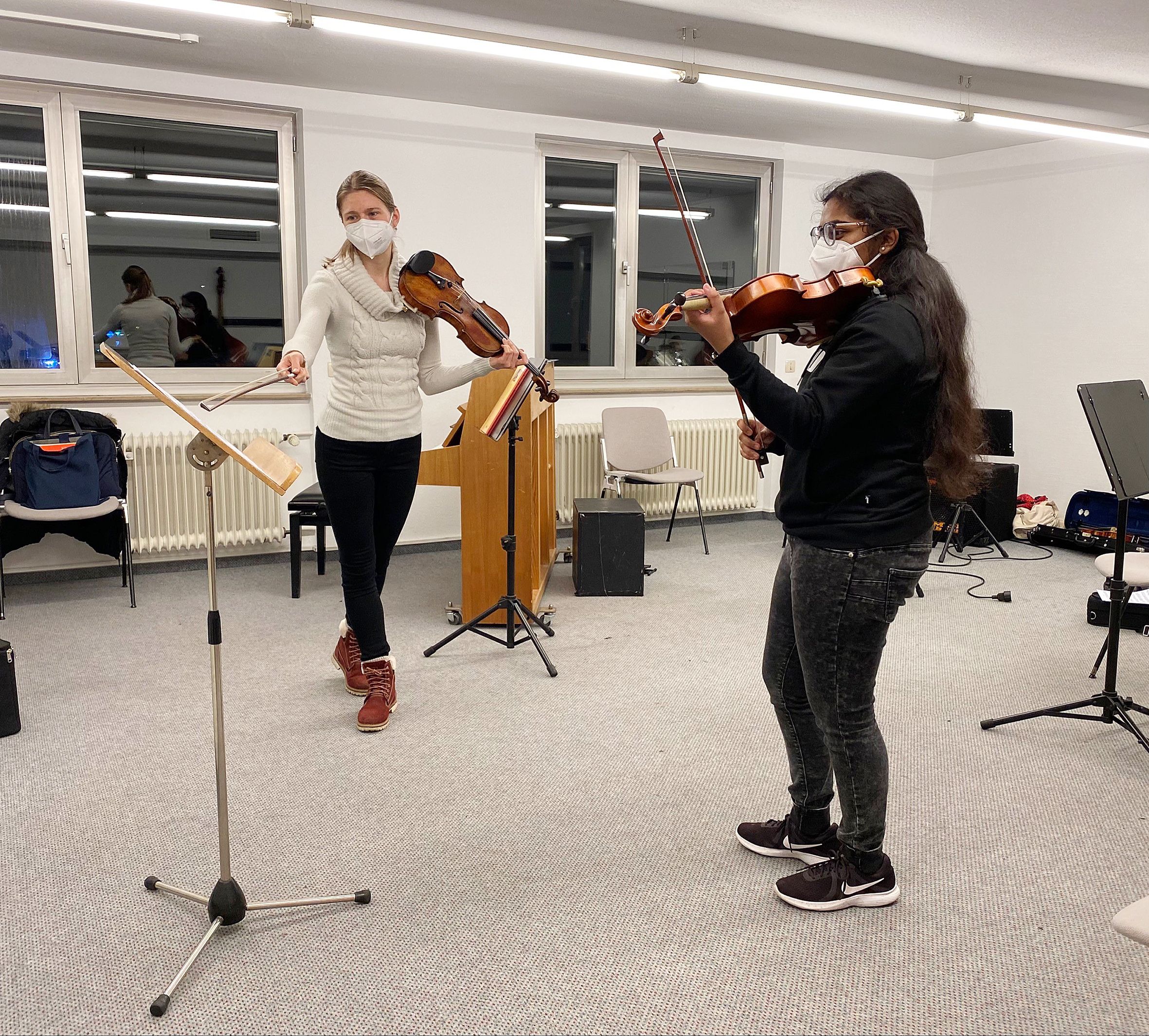 So unterrichtet Patrizia Bieber derzeit an der Böblinger Musikschule.Bild: z